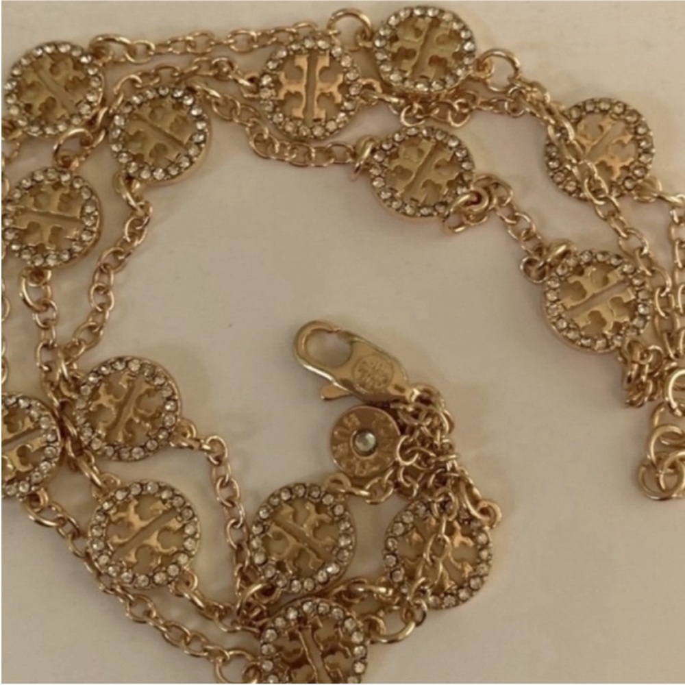 Tory Burch gold crystal pave triple strand logo bracelet - Picture 3 of 8